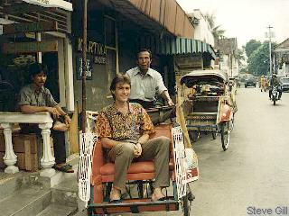  [Pic: Me in becak] 