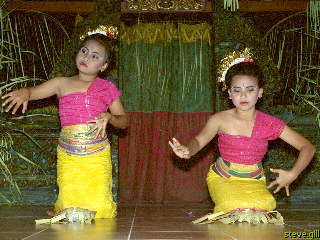  [Pic: Two children] 