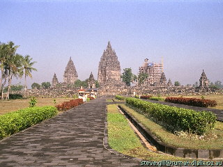  [Pic: Prambanan from entrance] 